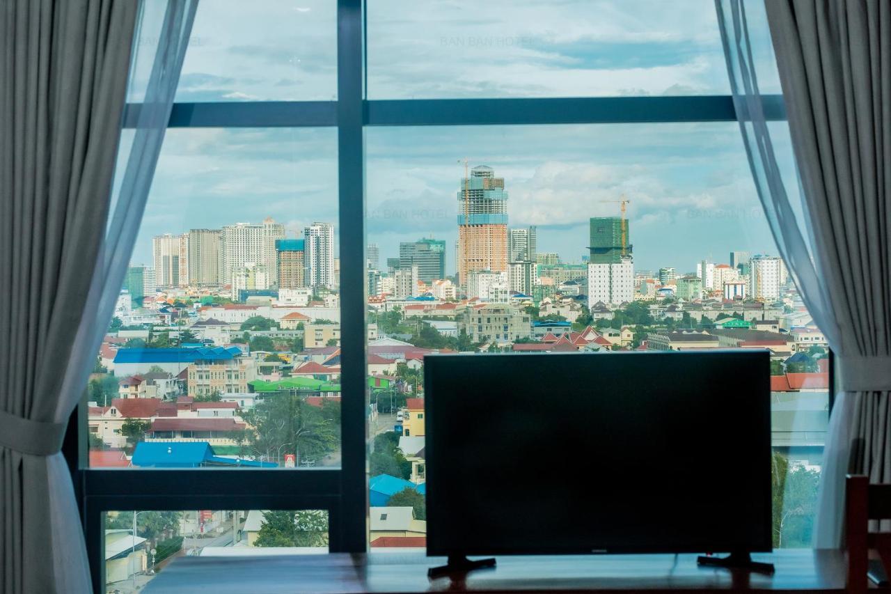 Ban Ban Hotel Phnom Penh Exterior photo